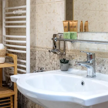 Apartment Snow Line Sls